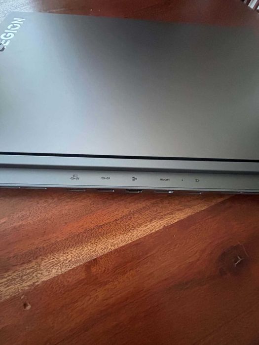 Laptop Lenovo Legion Slim 5 32GBRAM SSD1TB - NVIDIA GeForce RTX 4070 8GB