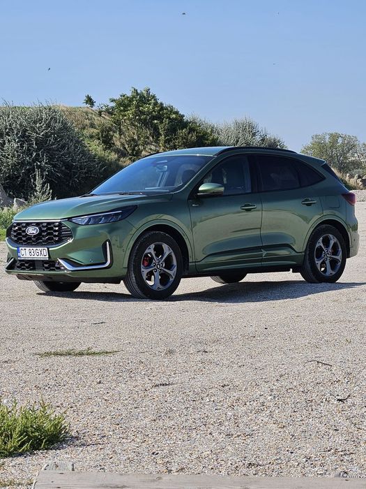 Ford Kuga Prim proprietar,masina in stare ca noua,fara vicii ascunse.