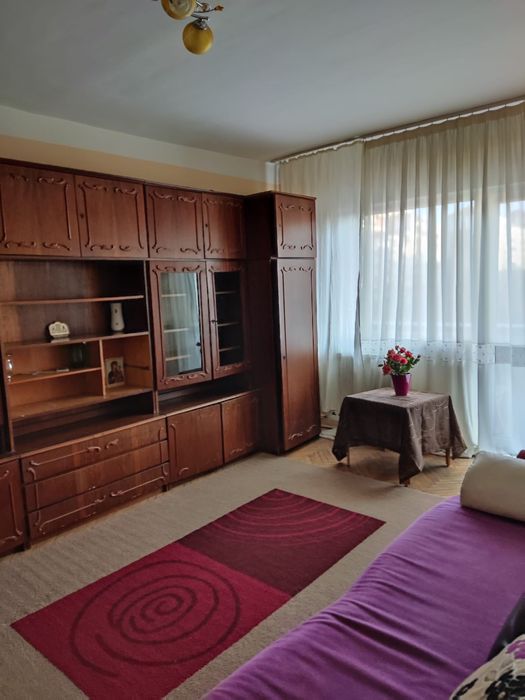 Dau in chirie apartament cu 2 camere, b-dul Dacia