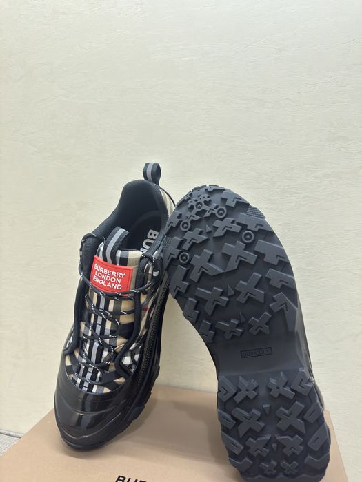 Мъжки обувки  Burberry Arthur НОВИ 42-45