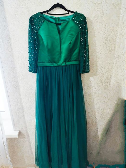 Вечернее платье.