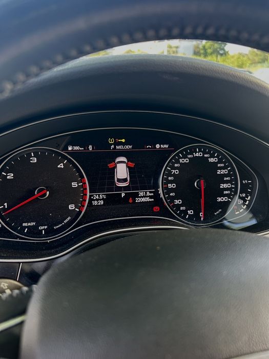 Продавам Audi A6 Avant Quattro