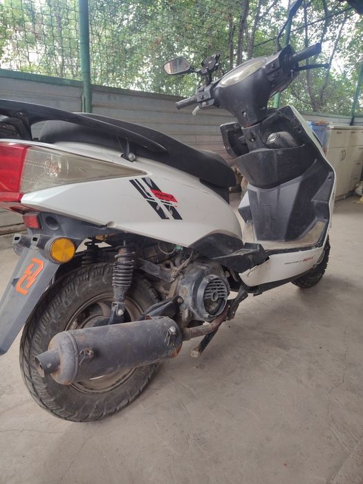 Продам Скутер 125 куб