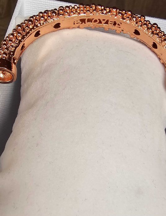 Твърда гривна Rose Gold Be Loved