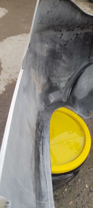 Нехиа 2 олди, орка бамфер б.у  2 таси 190000