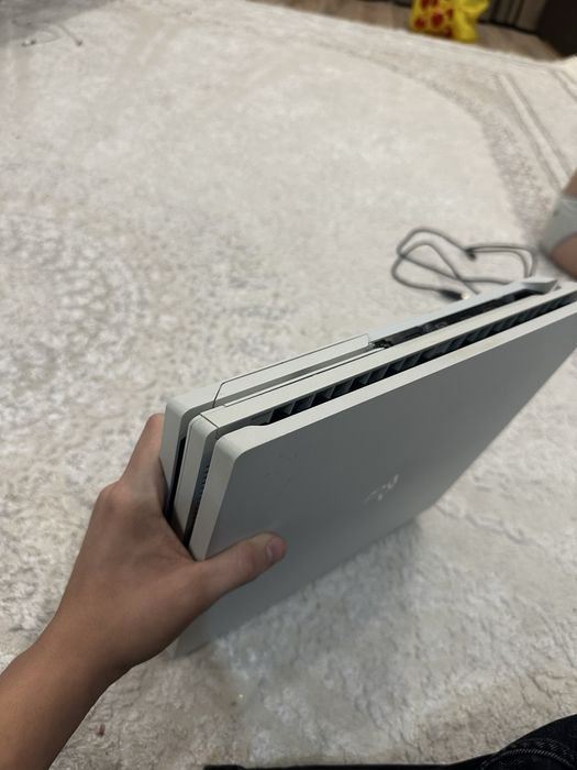 Продам пс 4 про 2ТБ все игры! ПРОШИВКА