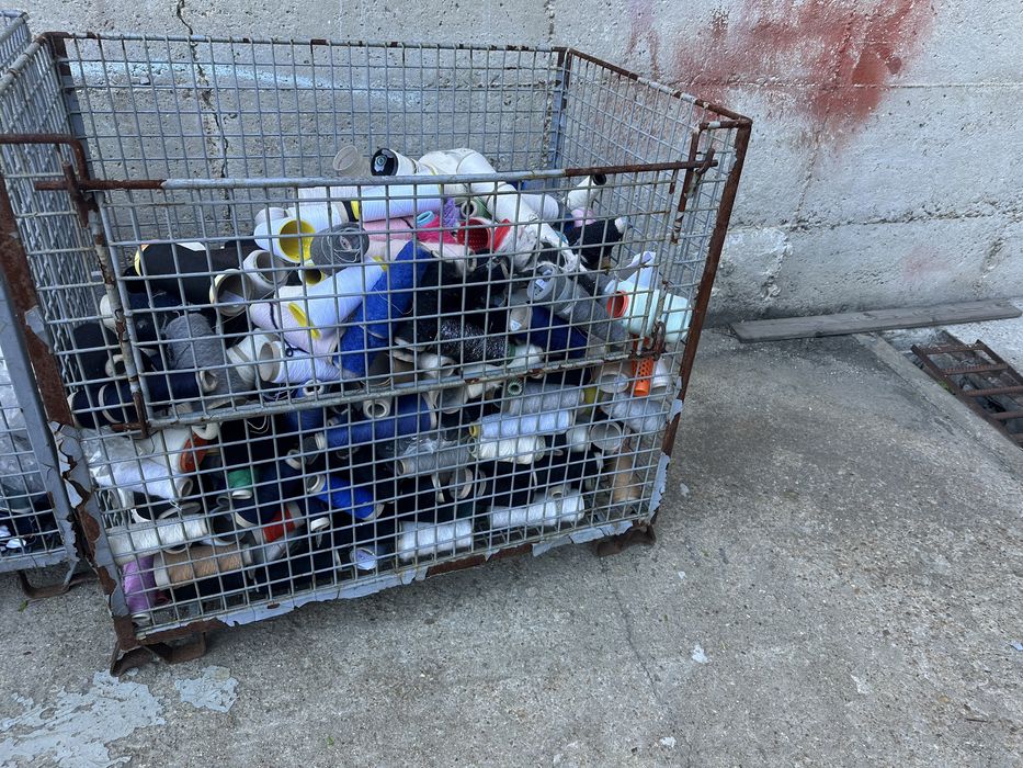 Италианска луксозна прежда и конци за килограм и шпули на килограм