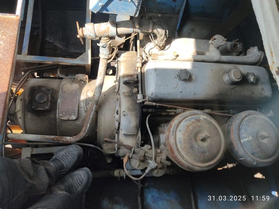Двигатель ЯАЗ 204