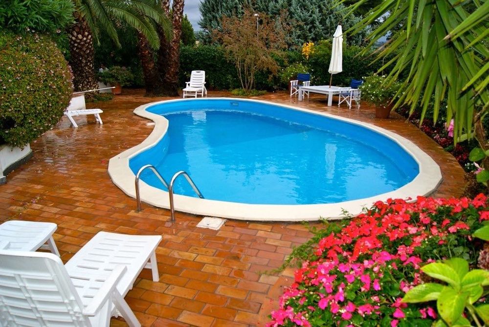 Rasini pentru Spații Comerciale, rezidențiale și Industriale