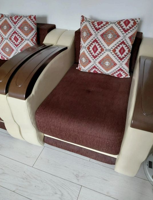 Fotolii ca noi cu perne decorative incluse