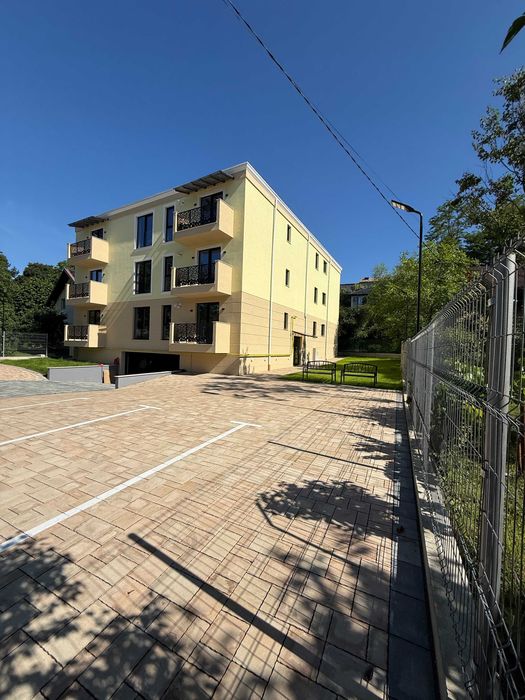 Apartament premium cu 2 camere decomandate, parcare și boxă incluse – zonă centrală, Suceava (str. Nicolae Titulescu) - Vedere 2