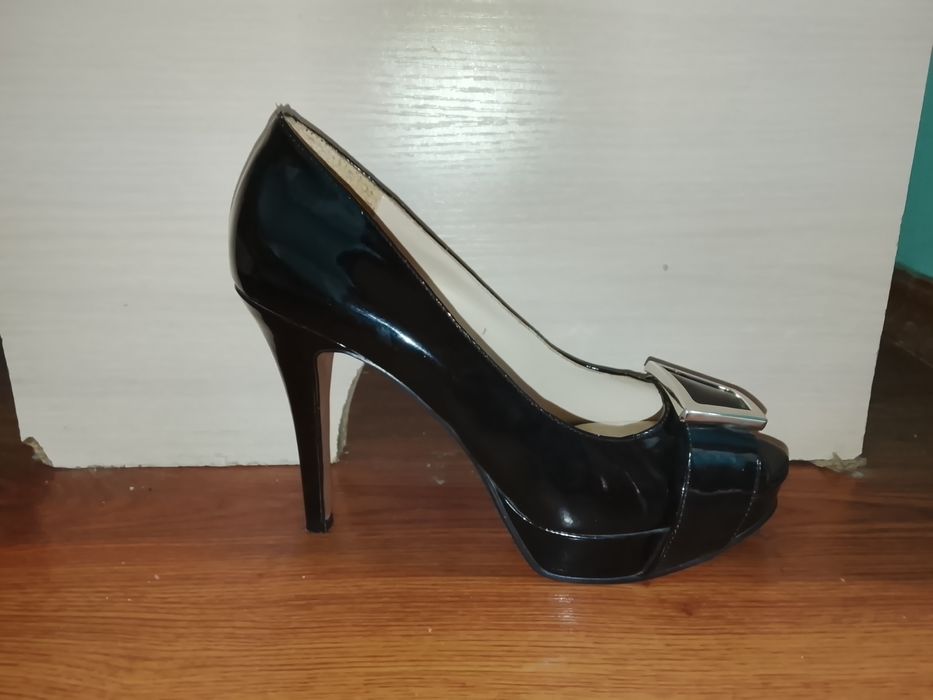 Продам туфли NINE WEST