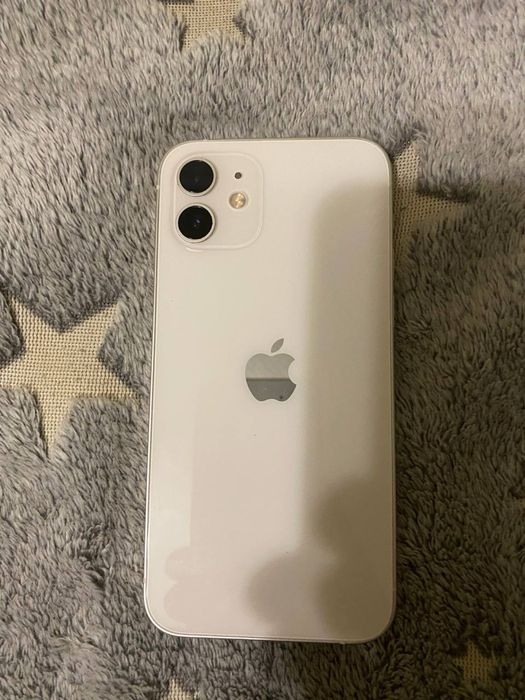 I phone 12 64 GB