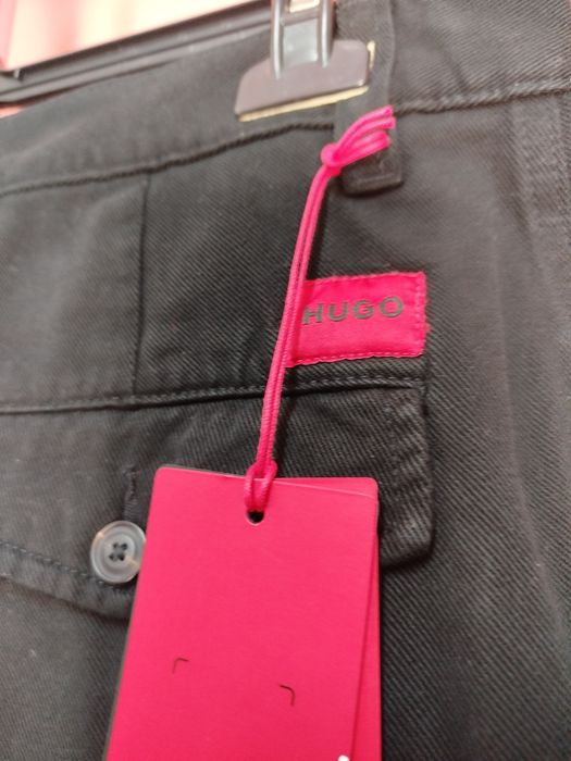 Оригинален панталон Hugo Boss Zeebo W34 Нов мъжки дънки чернен