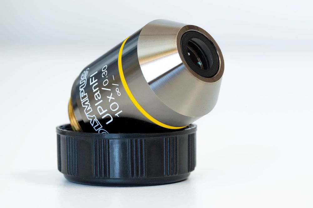 Obiectiv microscop Olympus UPlanFL 10x/0.30