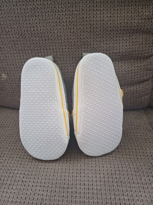 Гащиризон, сандали, пантофи