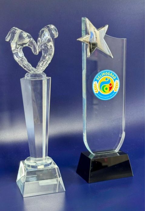 Статуэтка награды кубок медаль