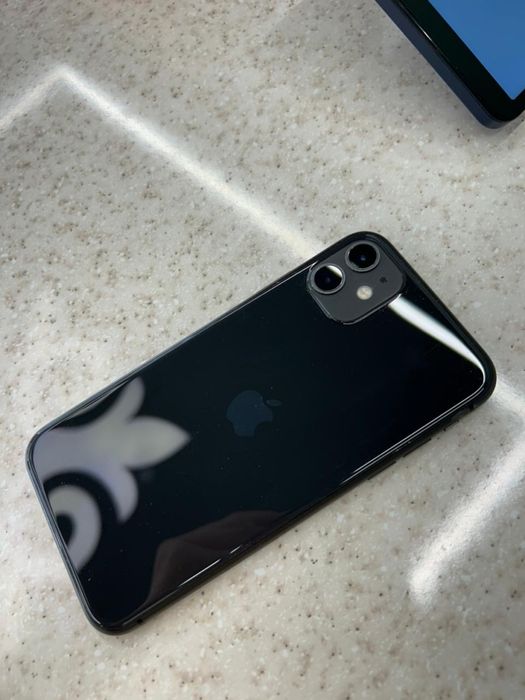 Айфон 11 77% акб