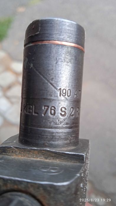 Injectoare,biela cu piston Saviem,cuzineti,supape,arcuri