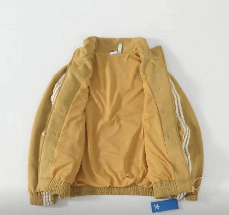 бомбер адидас демисезон