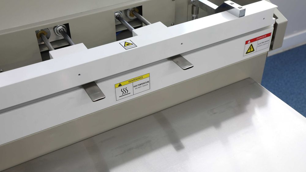 Вакуумный упаковщик DZ-800W