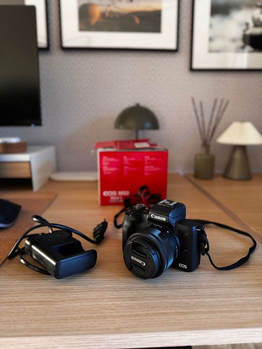 Canon EOS M50 Mark II – aproape nou + geanta cadou