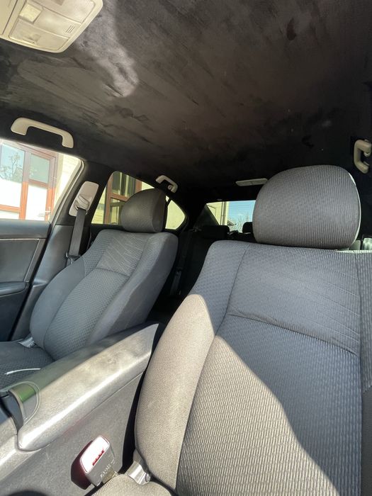 Vand toyota avensis t27 2010