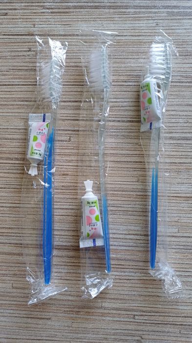 Одноразовые зубные наборы