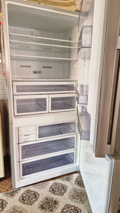 Холодилник сатылады.