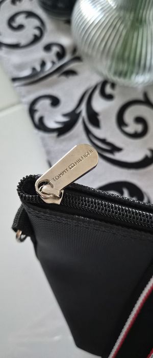 Чанта  Tommy Hilfiger