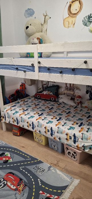 Vând mobilier ptr copii