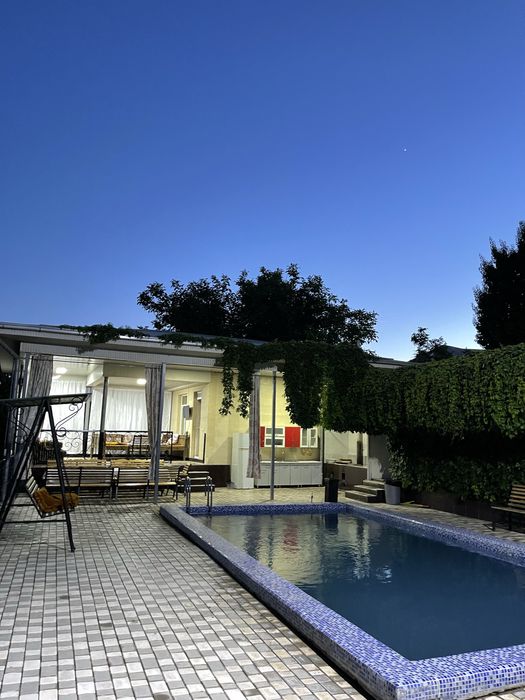 Dacha PREMIUM Tabiat bo’yida, Toshkentdan 7 km uzoqlikda,Ulfatlar