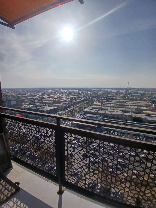 Orikzor residence 15 dom 16 etaj sotiladi srocna...