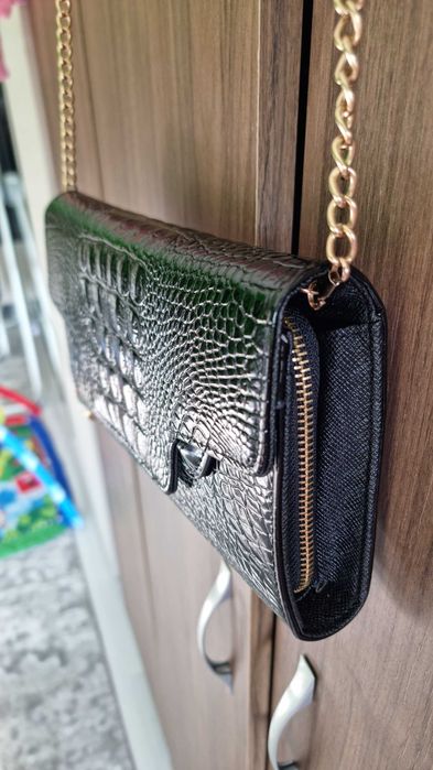 Чисто нова дамска чанта