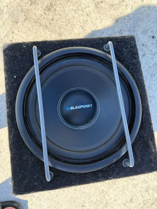 Subwoofer Blaupunkt Gtb8200a