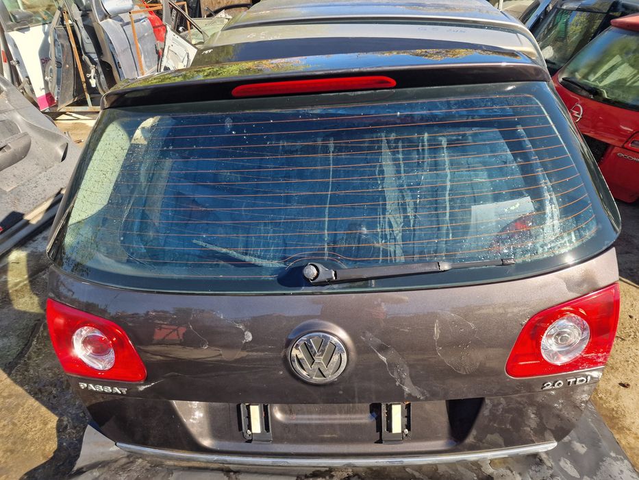 Haion cu luneta Vw Passat B6 combi fara rugina!