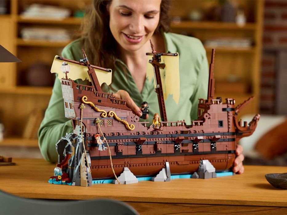 Lego: Балбесы (Ideas The Goonies 10365)