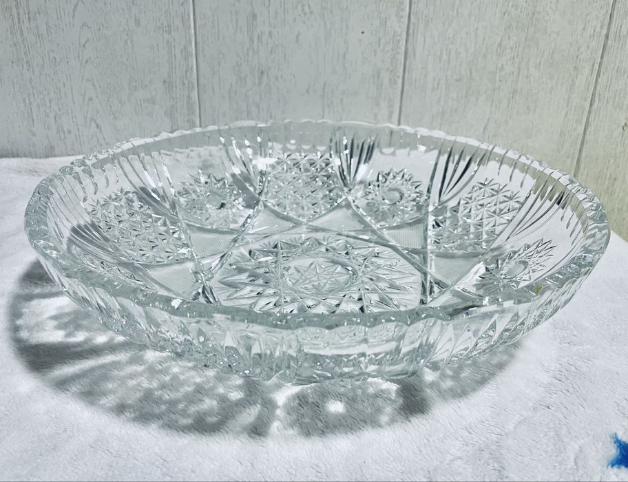 Хрусталь СССР, салатнкик , конфетница , с резным декором