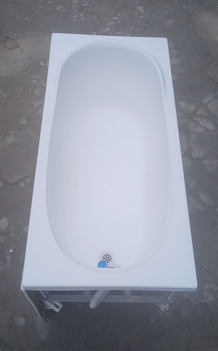 Б/у акрил ванна сотилади. 150х70 см.