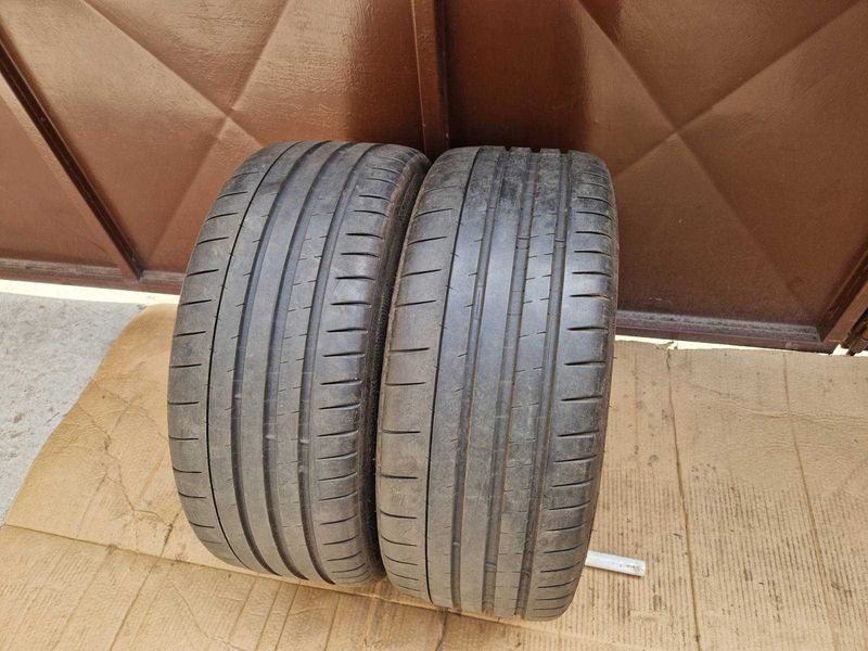 2 Michelin R18 205/40
летни гуми
DOT1918