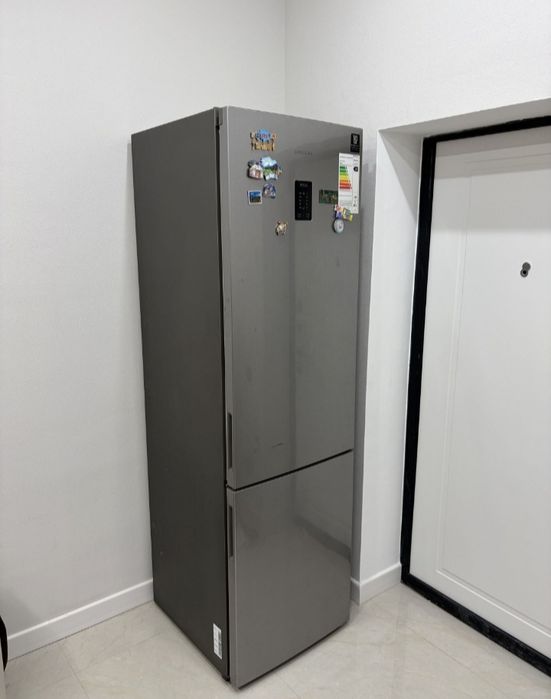 Продам холодильник Samsung
