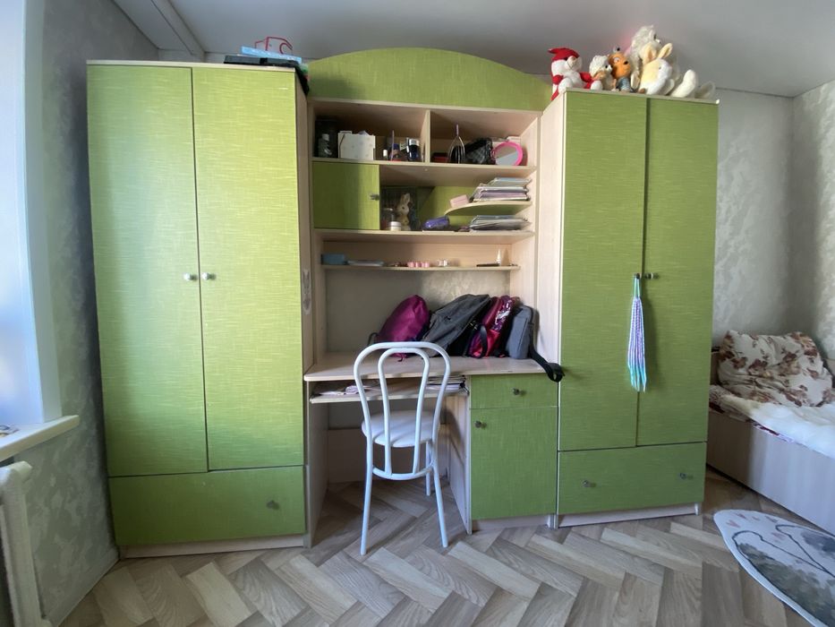 Спальный гарнитур б/у