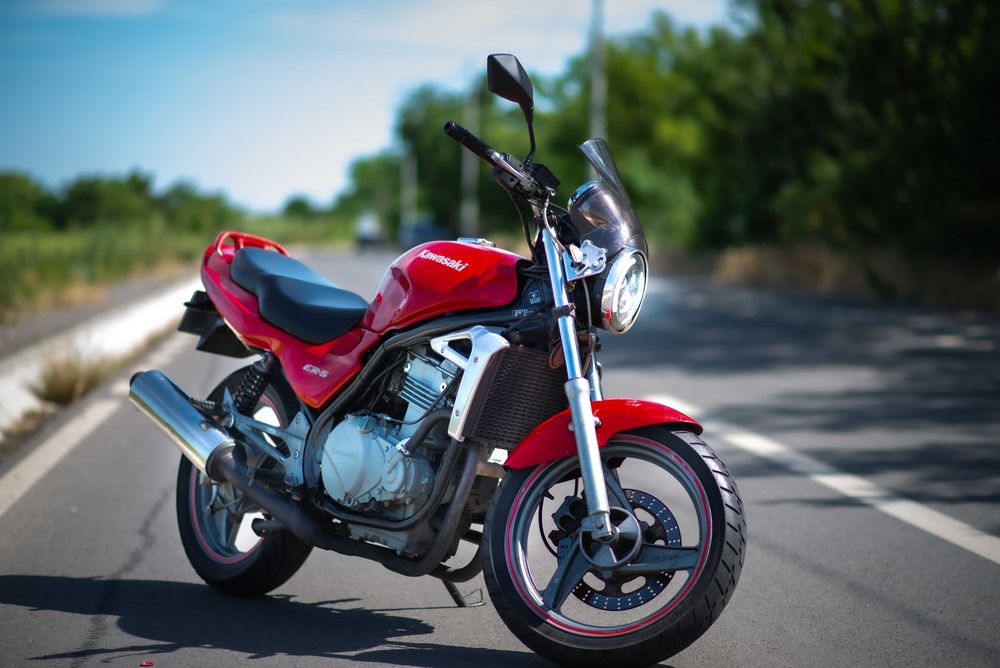 Kawasaki ER 5, 500 cmc, 37 kw, 1998  vand / schimb