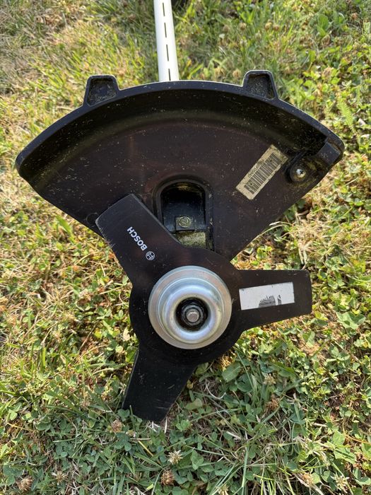 Vând  coasa electrica prof Bosch