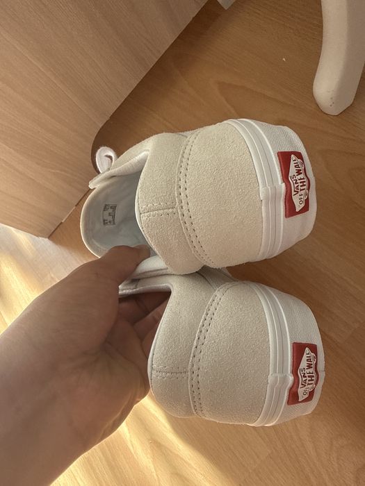 Продам белые vans old skull с коробкой