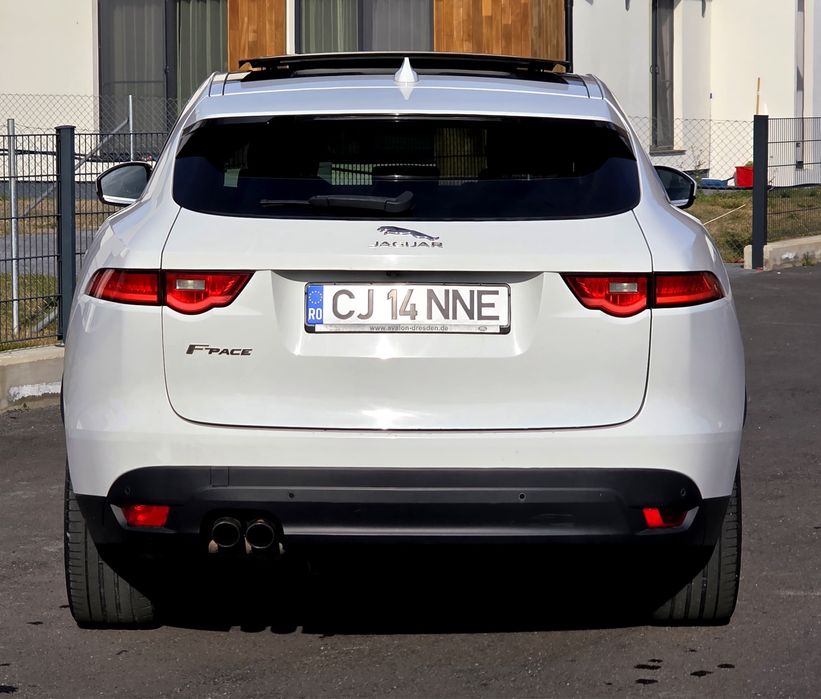 Jaguar F-PACE 2.0D AWD 180 CP | 4x4 | Panoramic