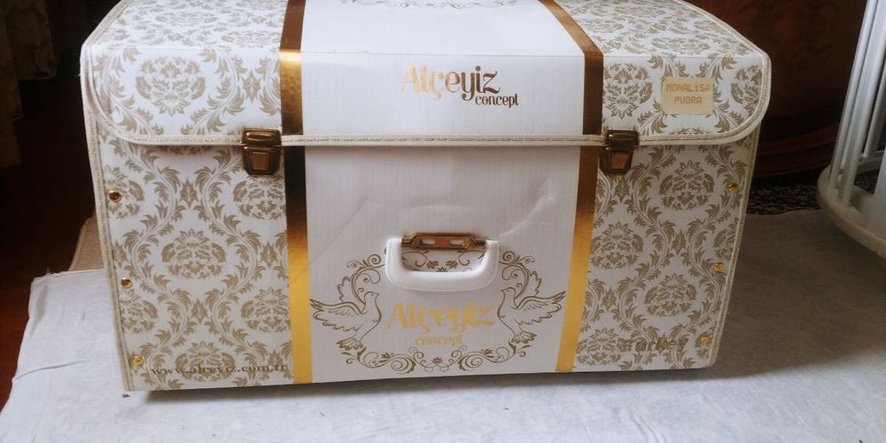 Постельное покрывало с наволочками