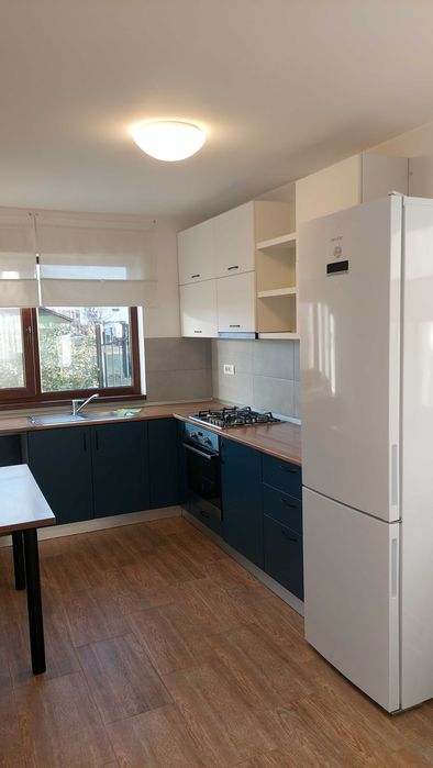 PROPRIETAR inchiriez ofer casa