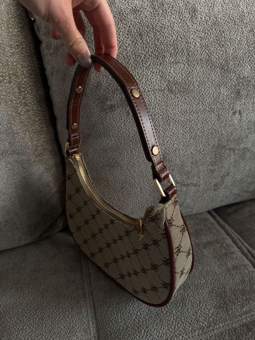 Mango чанта НОВА