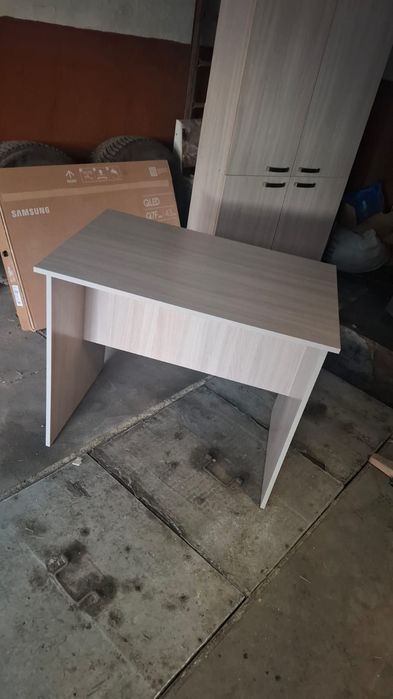 Продам комплект мебели для офиса
